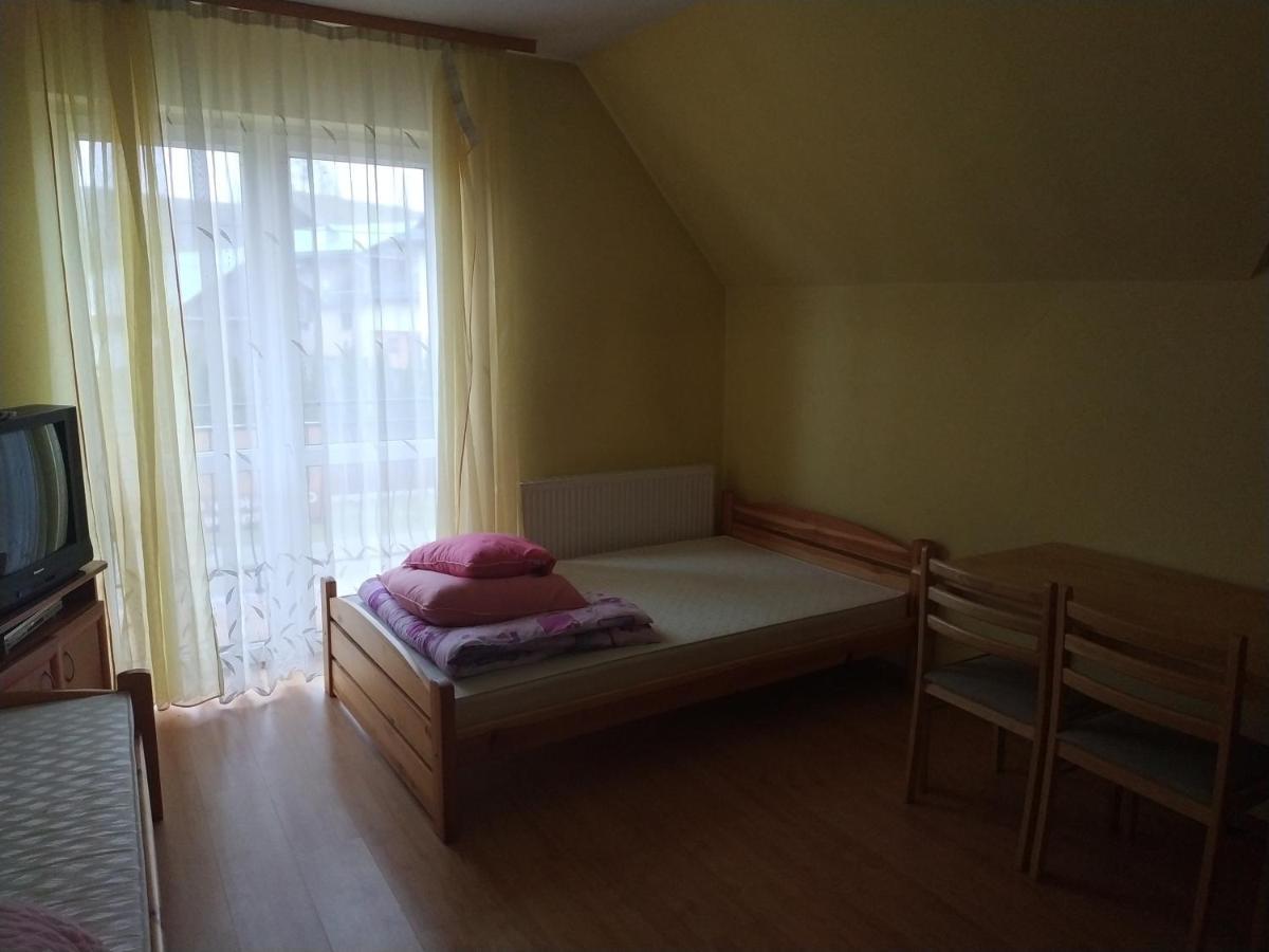 Hotel Pokoje U Bryksego Dursztyn Exterior foto