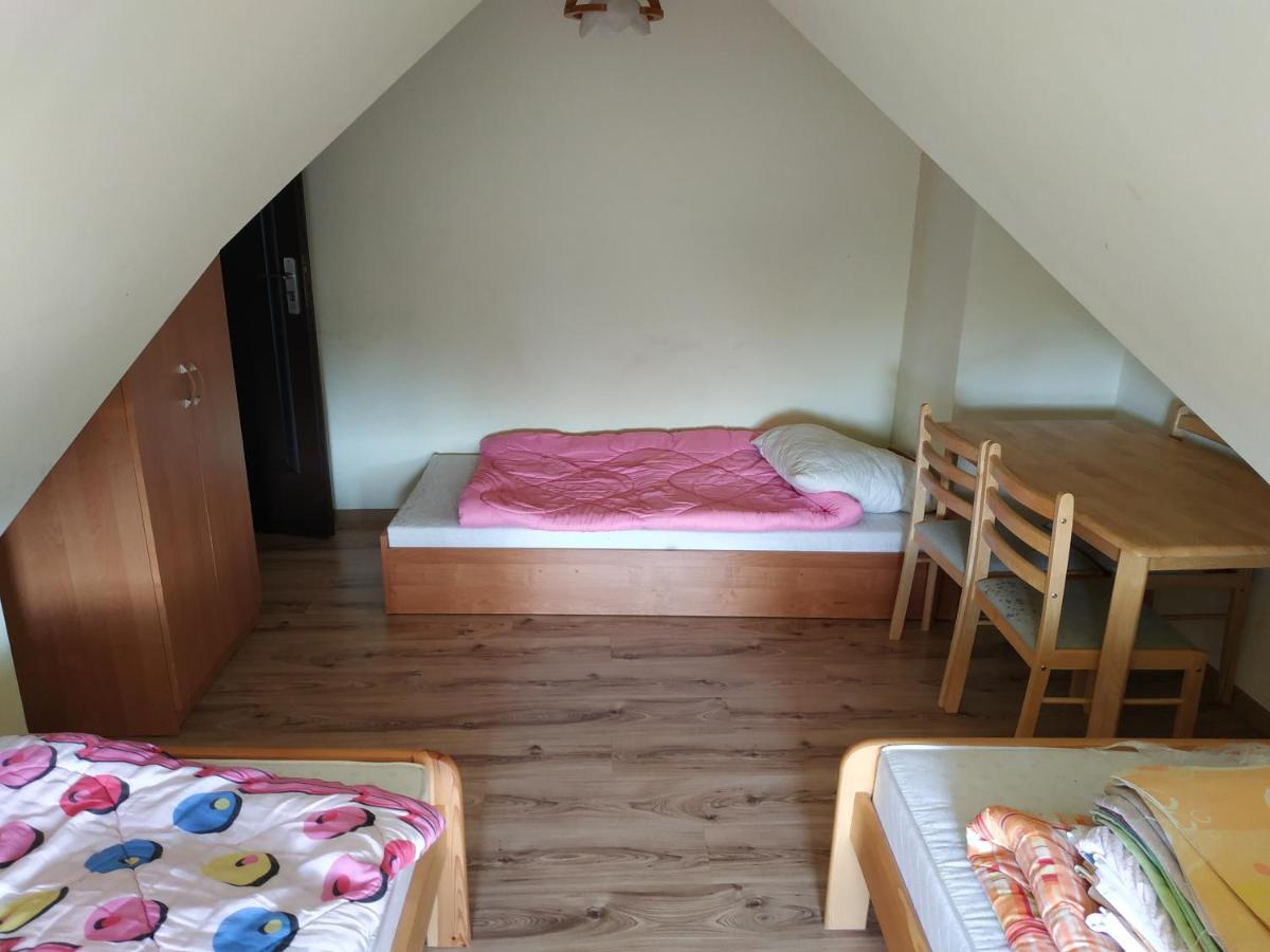 Hotel Pokoje U Bryksego Dursztyn Exterior foto